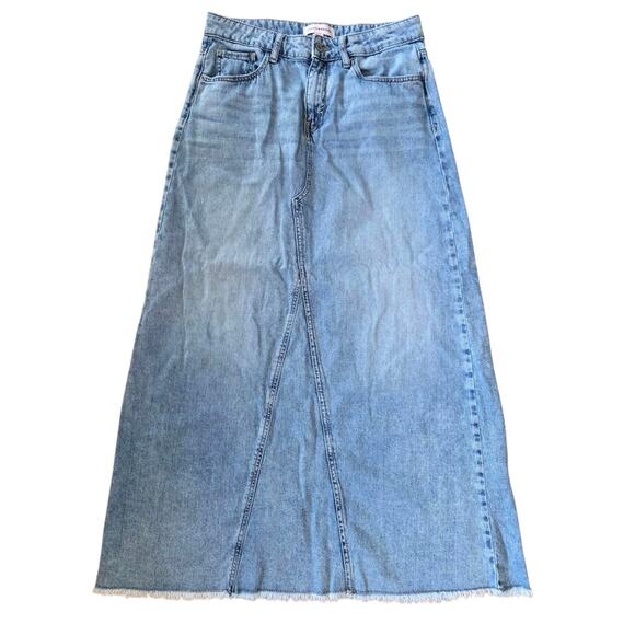 Lucky Brand Light Wash Denim Jean Raw Hem Maxi Skirt | 8/29 | EUC Preppy Boho - Picture 2 of 12
